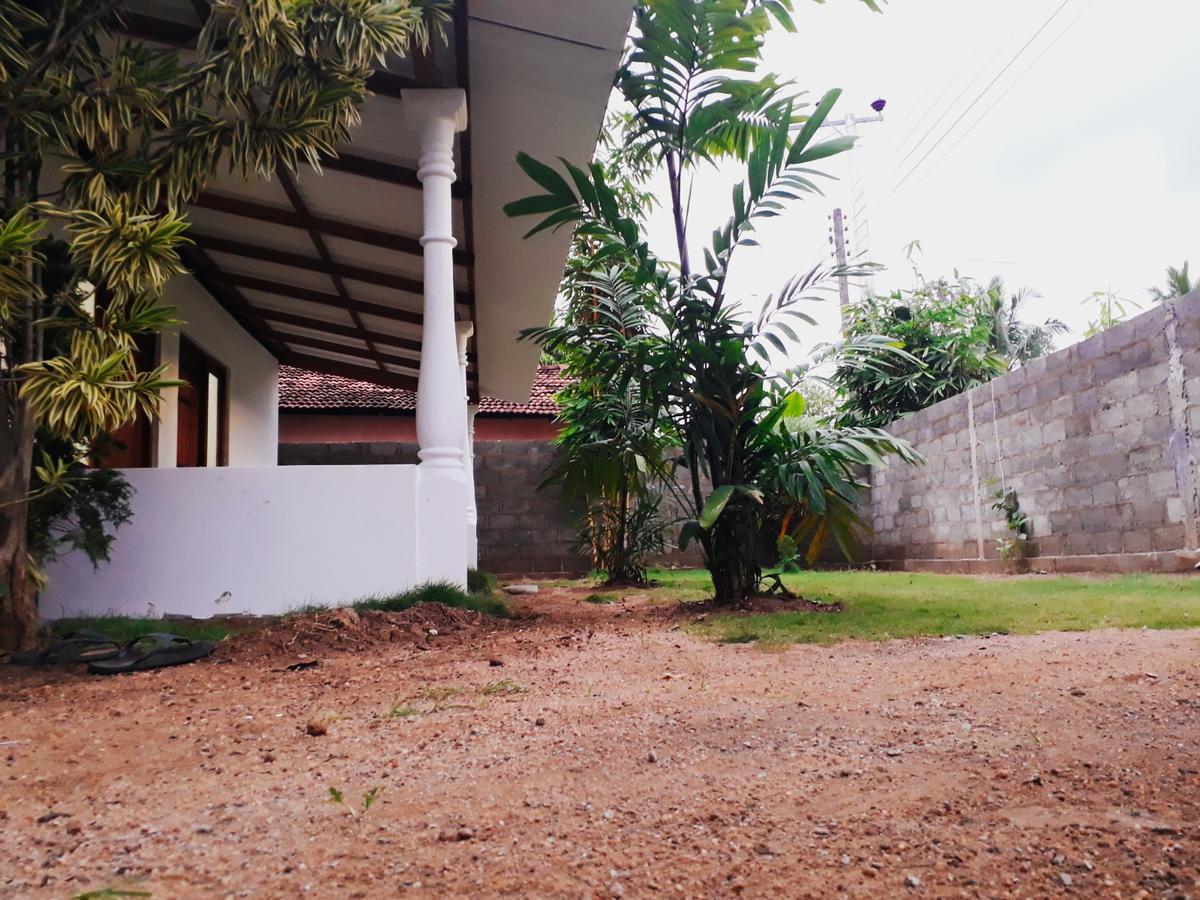 Akila Holiday Resort Habarana Bagian luar foto