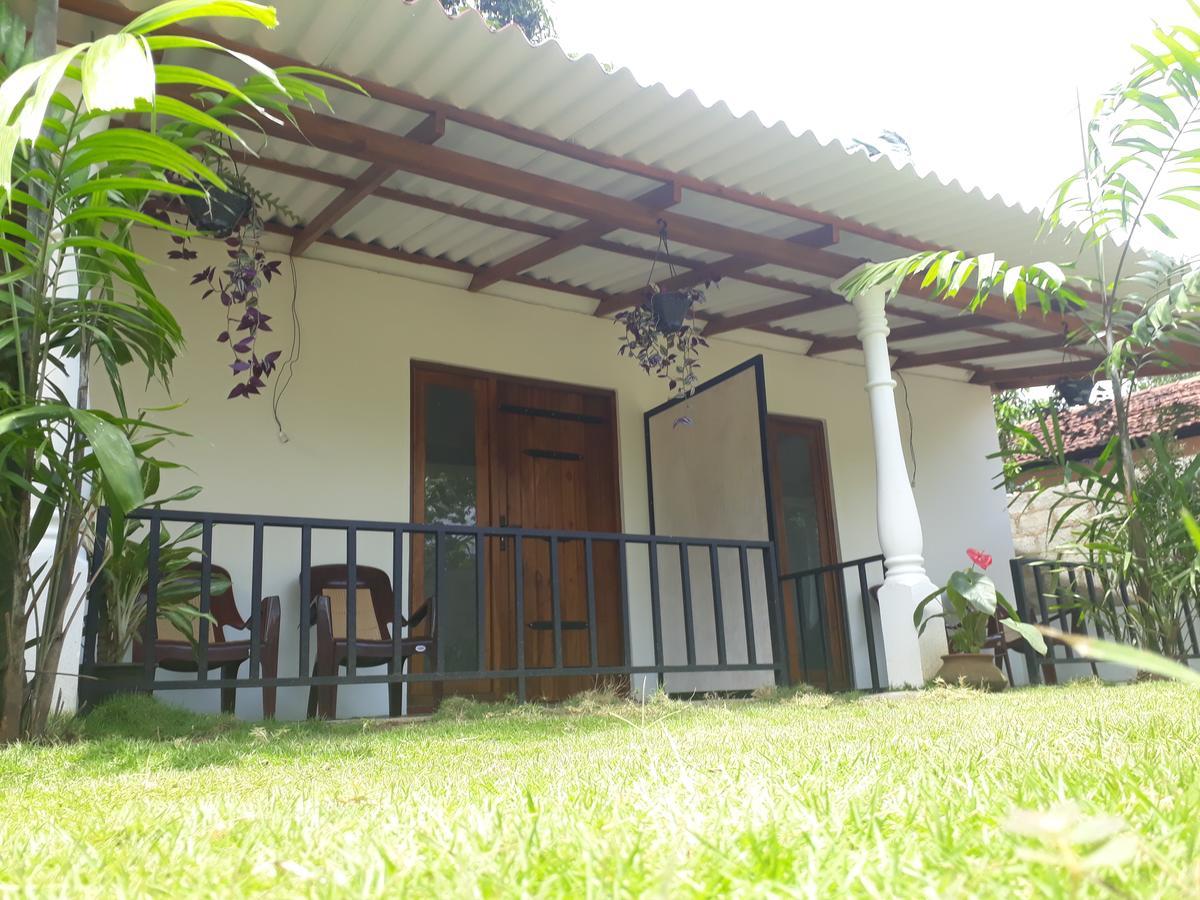 Akila Holiday Resort Habarana Bagian luar foto