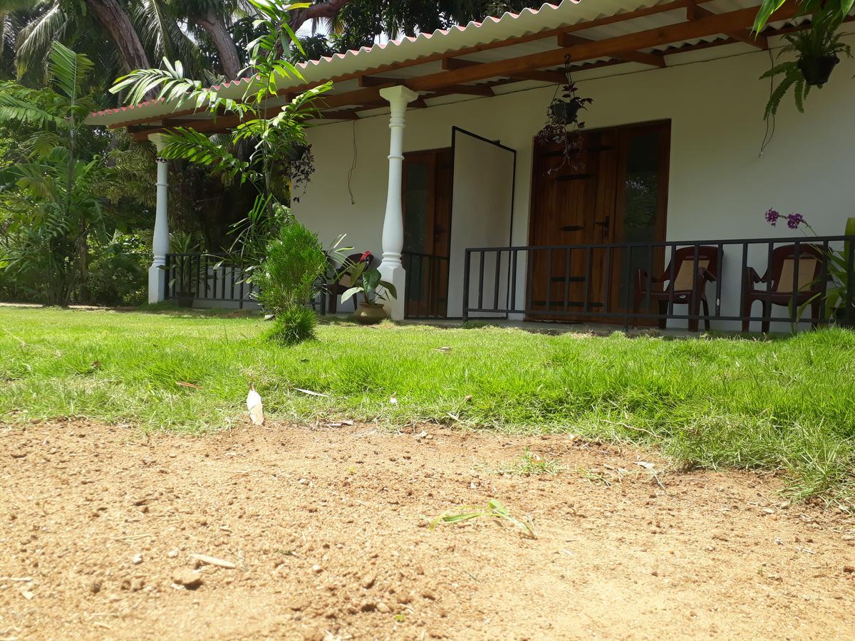 Akila Holiday Resort Habarana Bagian luar foto